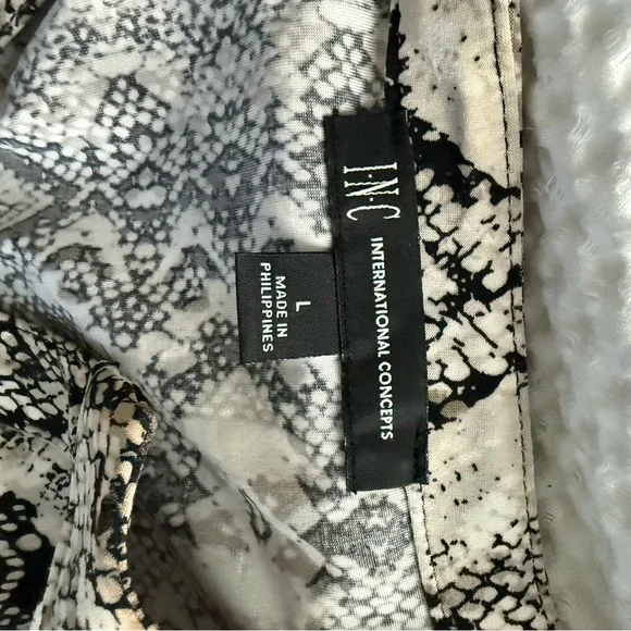 INC International Concepts Black and Cream Patterned Blouse - Picture 4 of 4